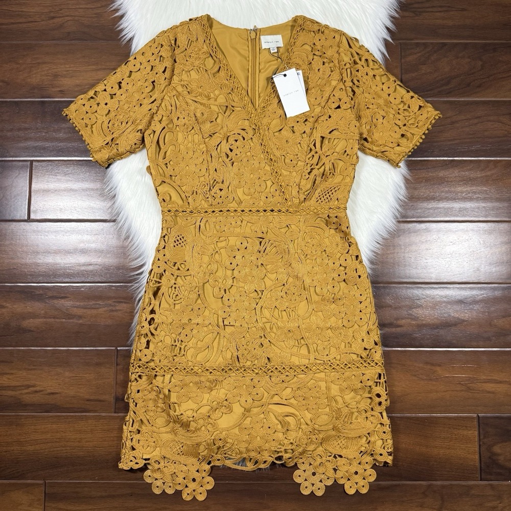 Adelyn Rae Women's Size Medium Mustard Tasha‎ Crochet Lace Dress